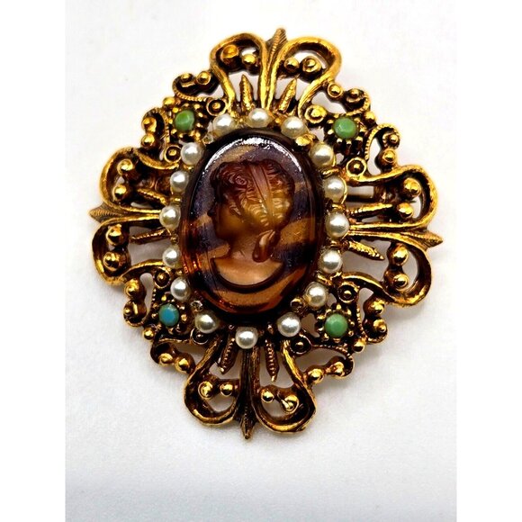 Florenza Jewelry - Vintage Florenza signed Gold Tone Filigree Pearl Cameo Brooch